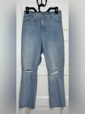 Women’s Sz 8 Express Curvy Mom Jeans Super High Rise Light Blue Wash 25” inseam